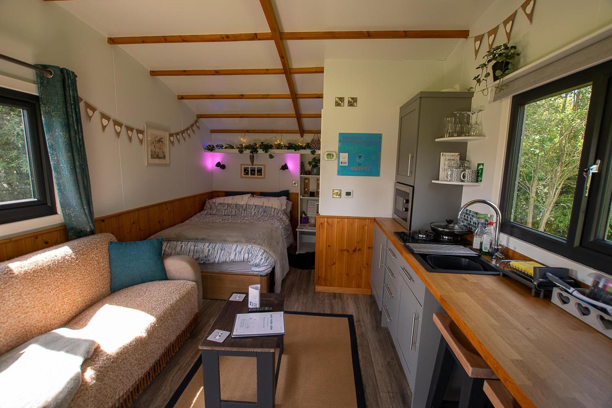 ホテル Peppercorn Pod At Beck House Glamping Salmonby エクステリア 写真