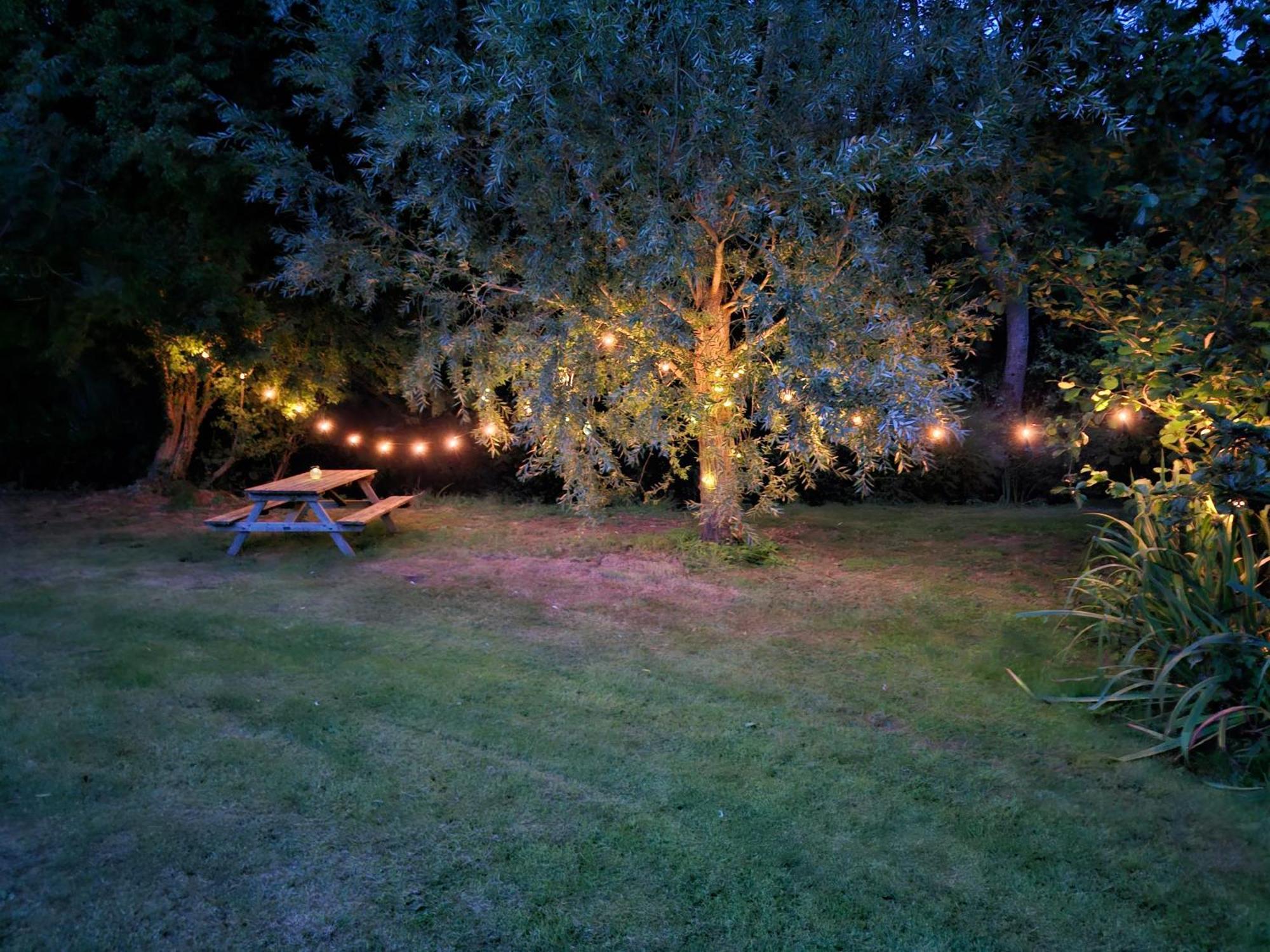ホテル Peppercorn Pod At Beck House Glamping Salmonby エクステリア 写真